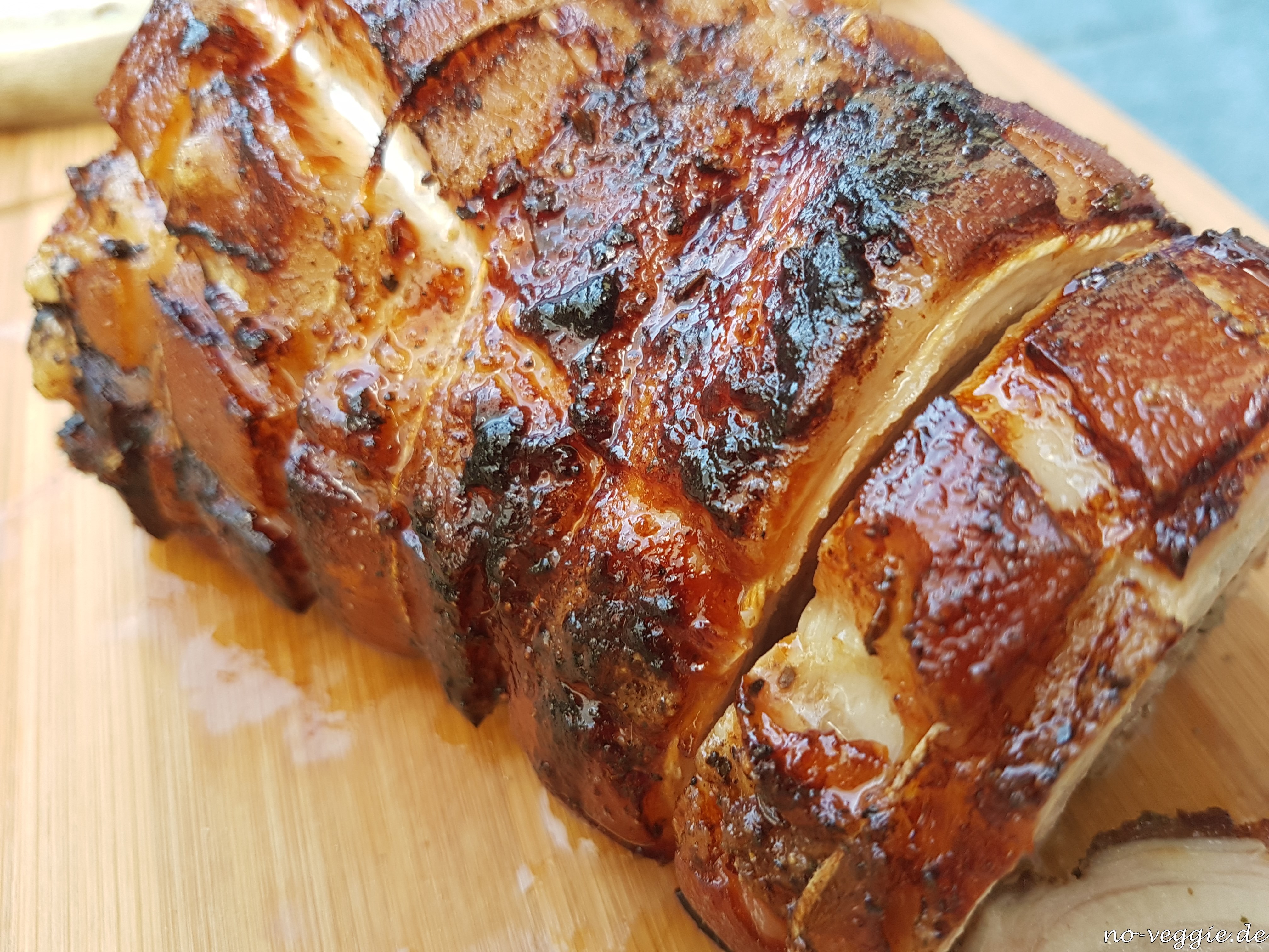 Schweinebauch-Rollbraten - no veggie